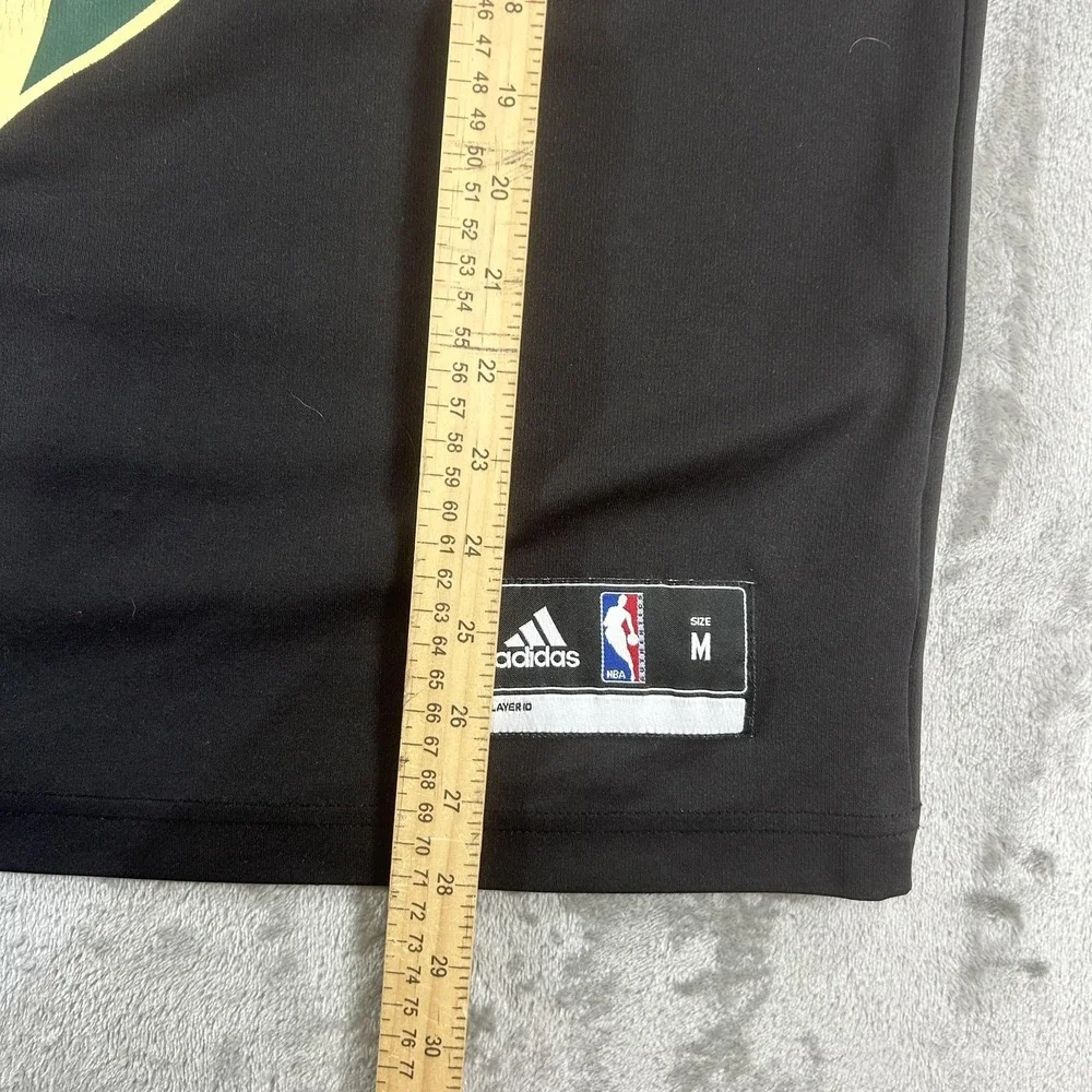 Milwaukee Bucks Jersey Mens Medium Black NBA Basketball Giannis 34 Adidas